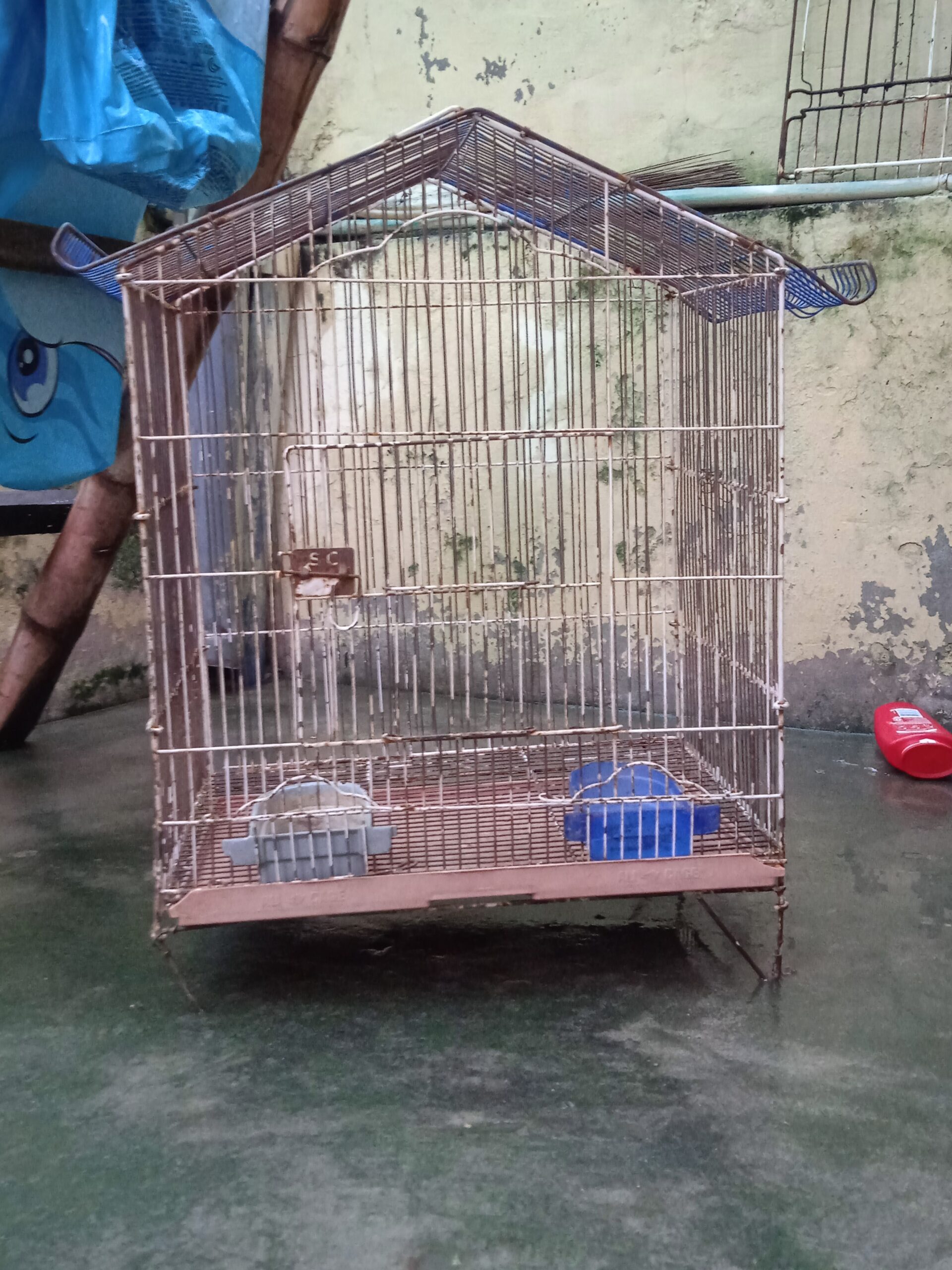 Cage sale good condition